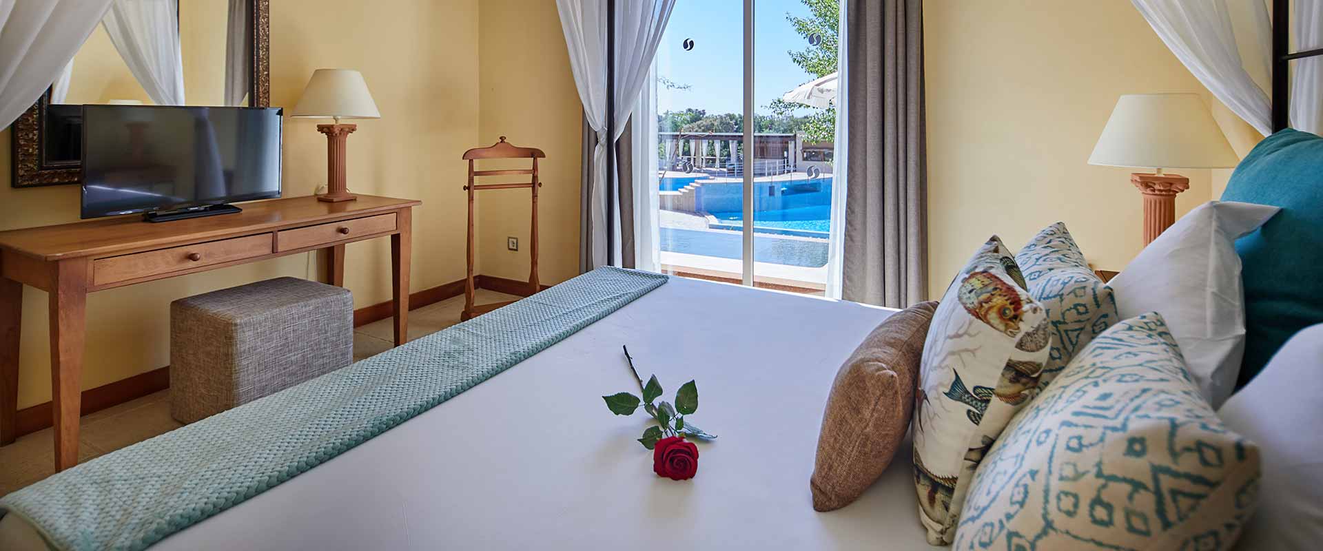 suiten pula suites boutique resort